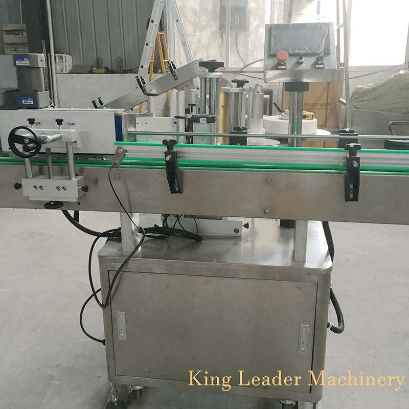 Etichettatrice automatica per stick